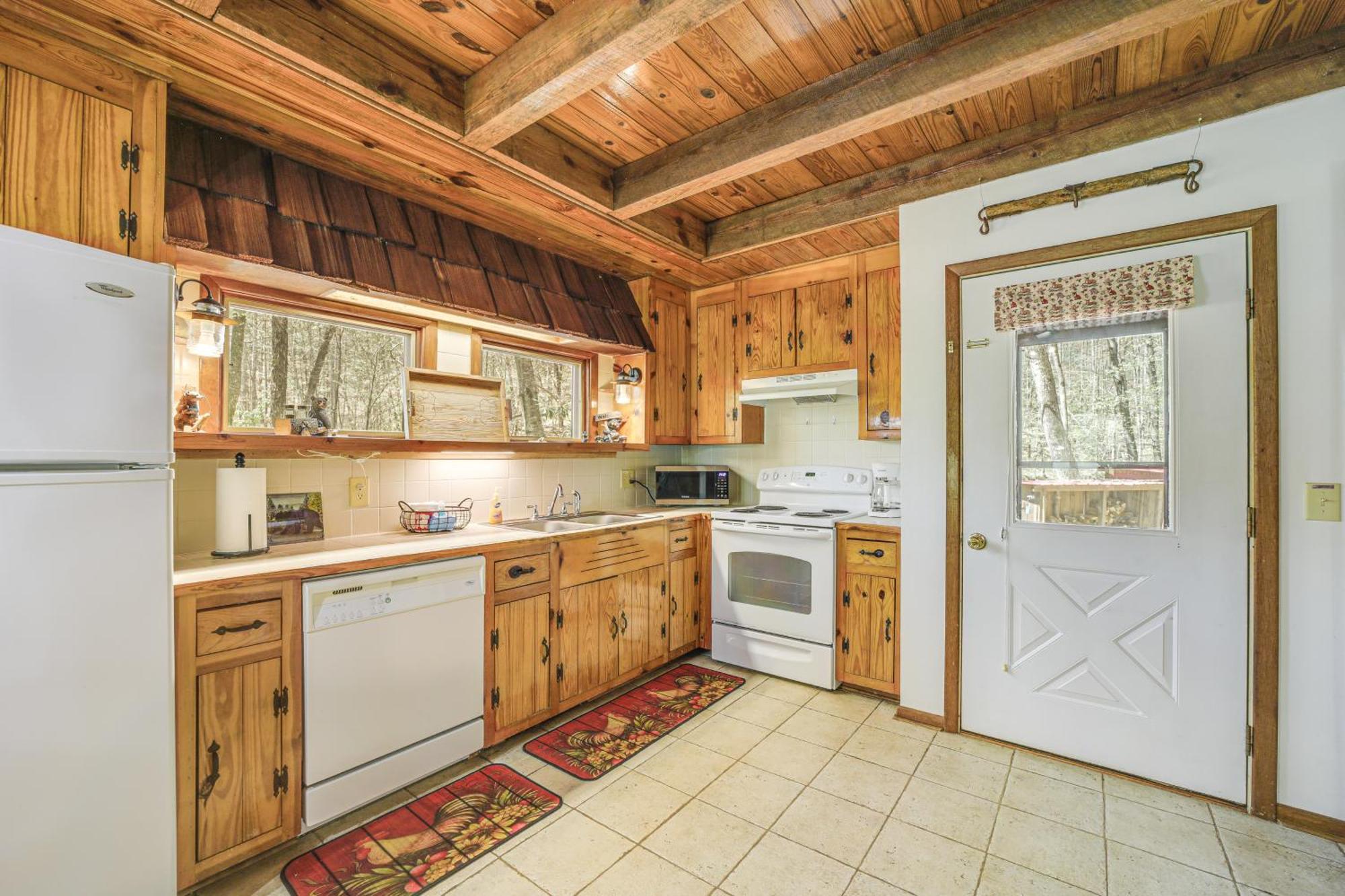 Creekside Whittier Cabin With Fire Pit Near Hiking! Buitenkant foto