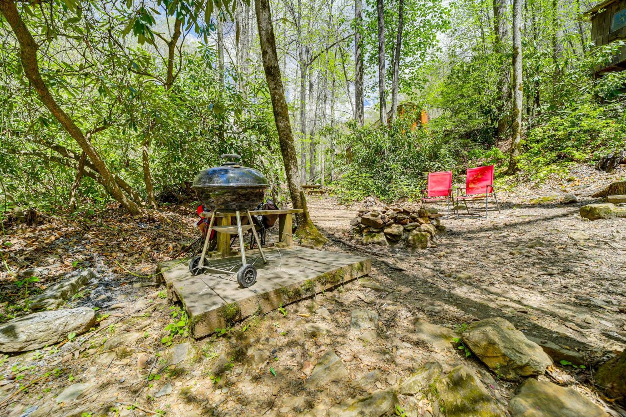 Creekside Whittier Cabin With Fire Pit Near Hiking! Buitenkant foto