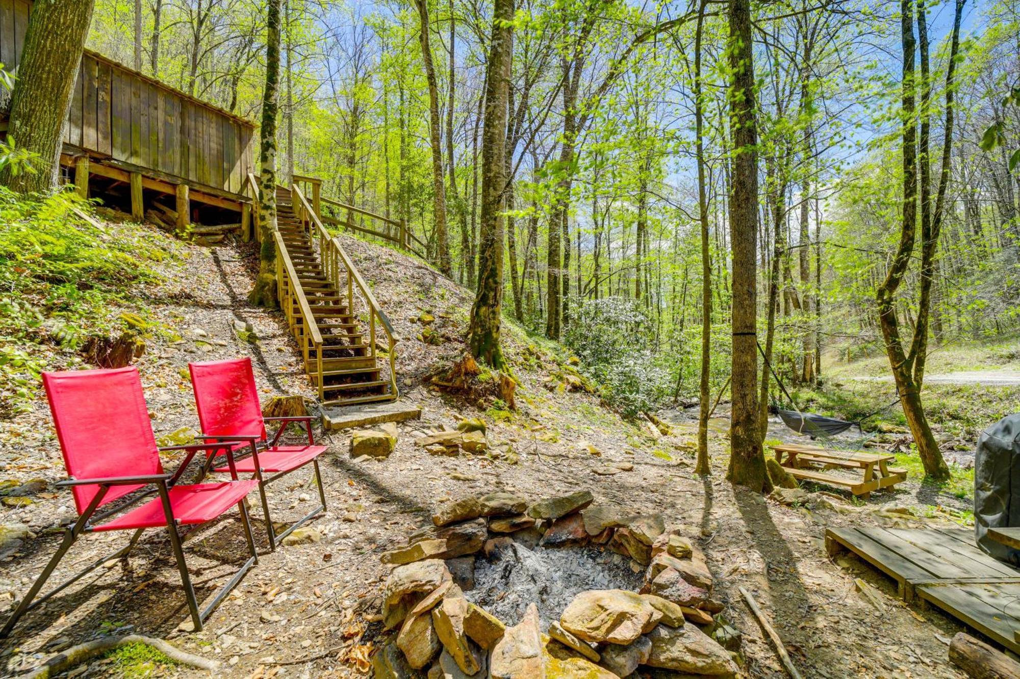 Creekside Whittier Cabin With Fire Pit Near Hiking! Buitenkant foto